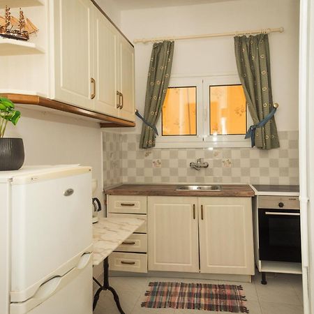 Mel Apartment Melíkia Екстериор снимка