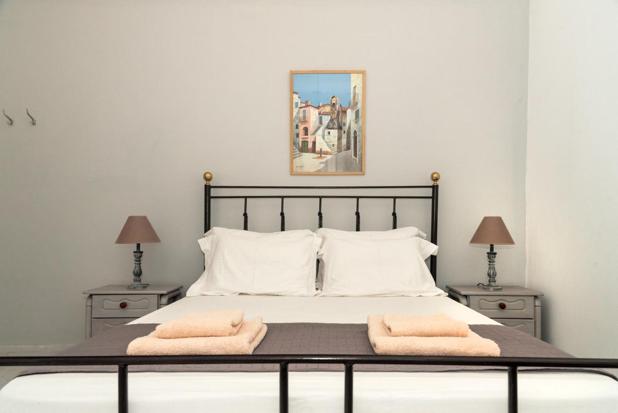 Mel Apartment Melíkia Екстериор снимка