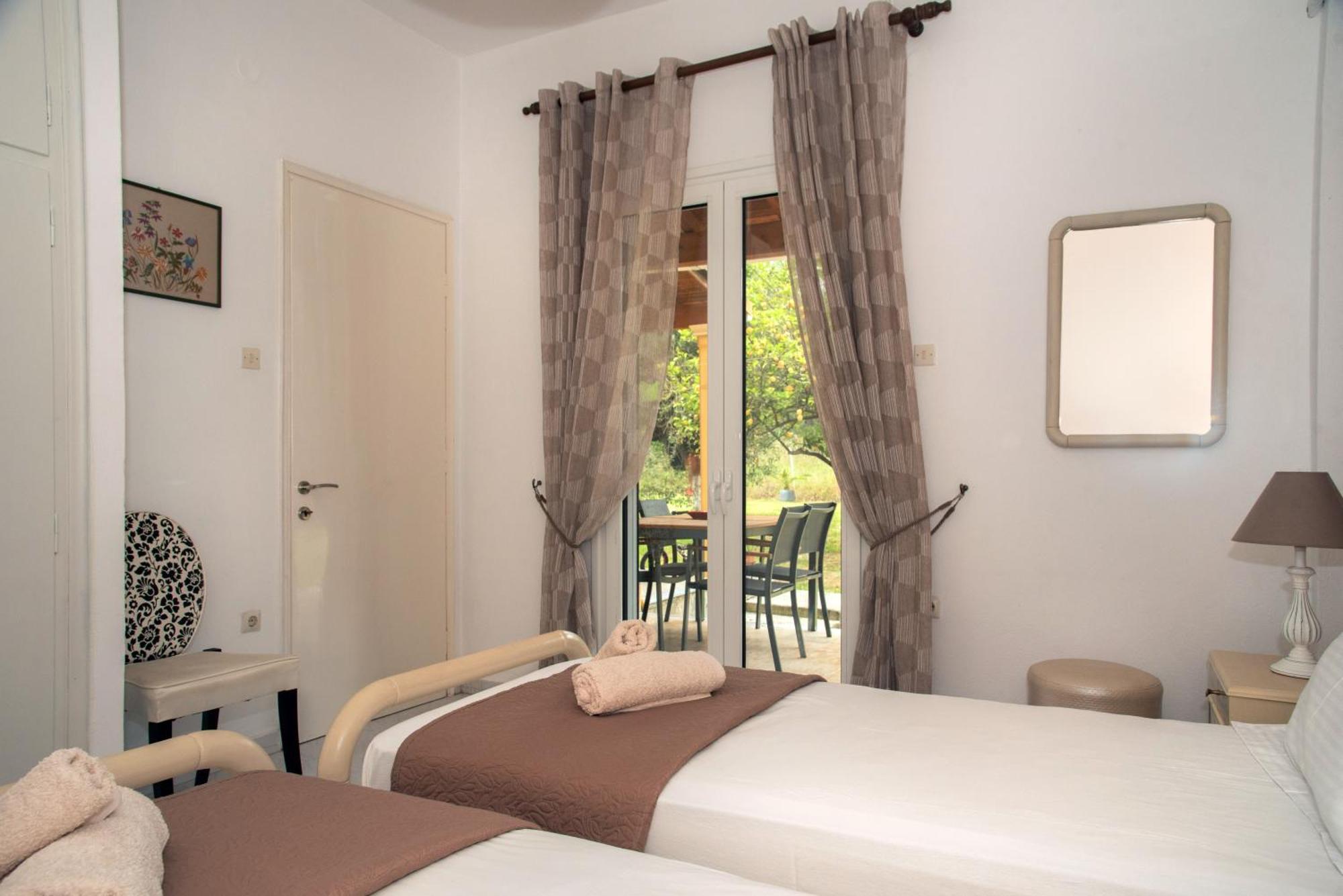 Mel Apartment Melíkia Екстериор снимка